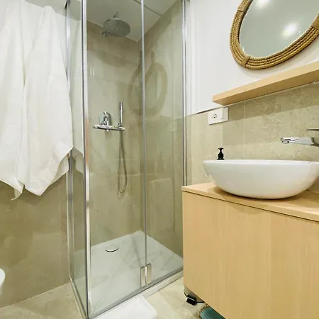L'oleandro, Elegance And Comfort In Apartament *